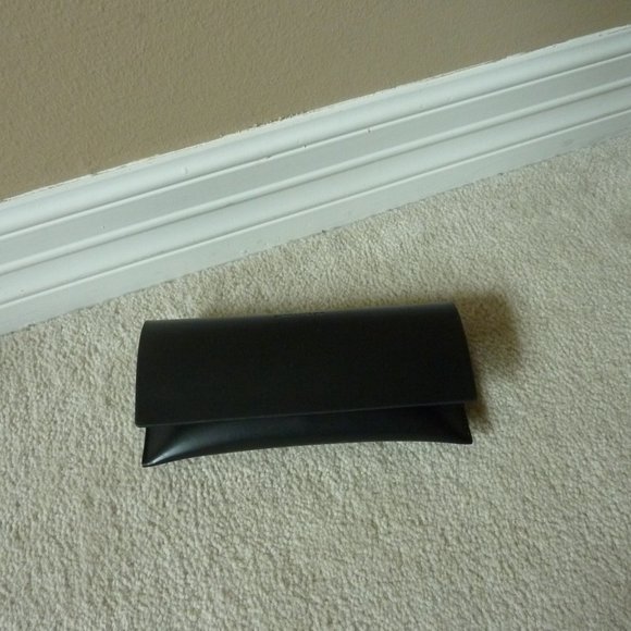 Saint Laurent YSL Logo Side Polarized Acetate Sunglasses (Black) - Picture 10 of 14